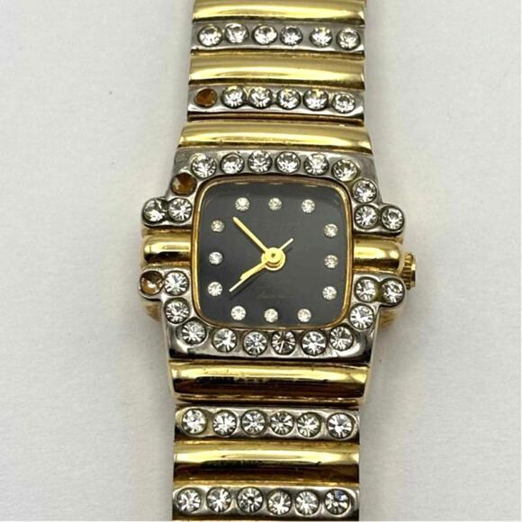 Stunning Gold Watch - Picture 3 of 5